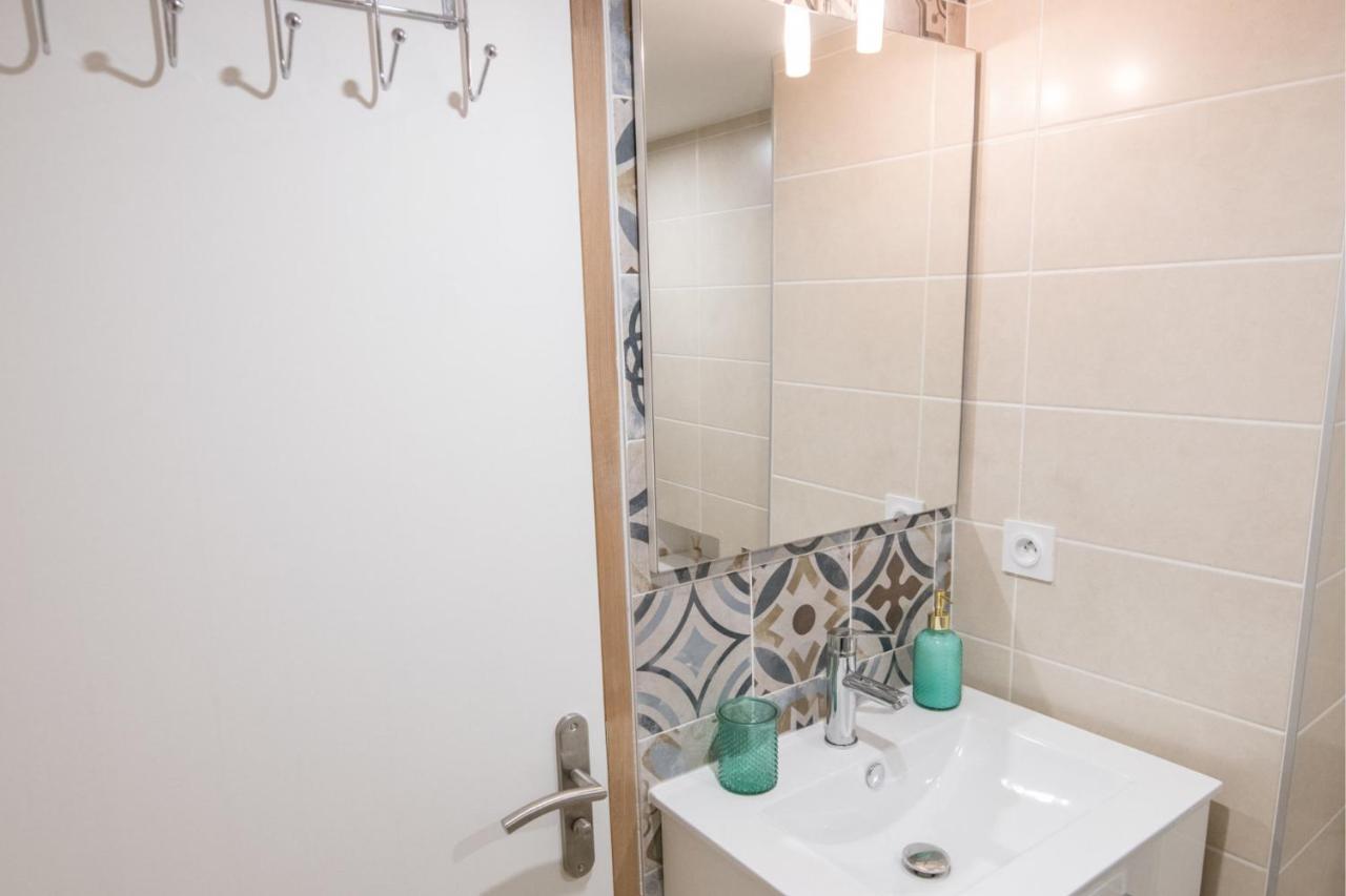 Kasa Home - Calme, Cosy, Wifi & Netflix Saint-Martin-la-Plaine Екстер'єр фото